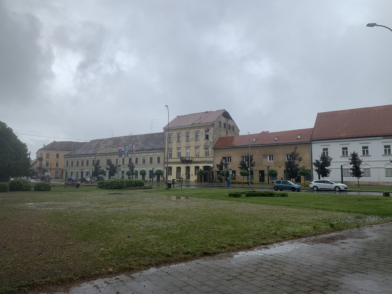 Sziszeki tetők a földrengés után