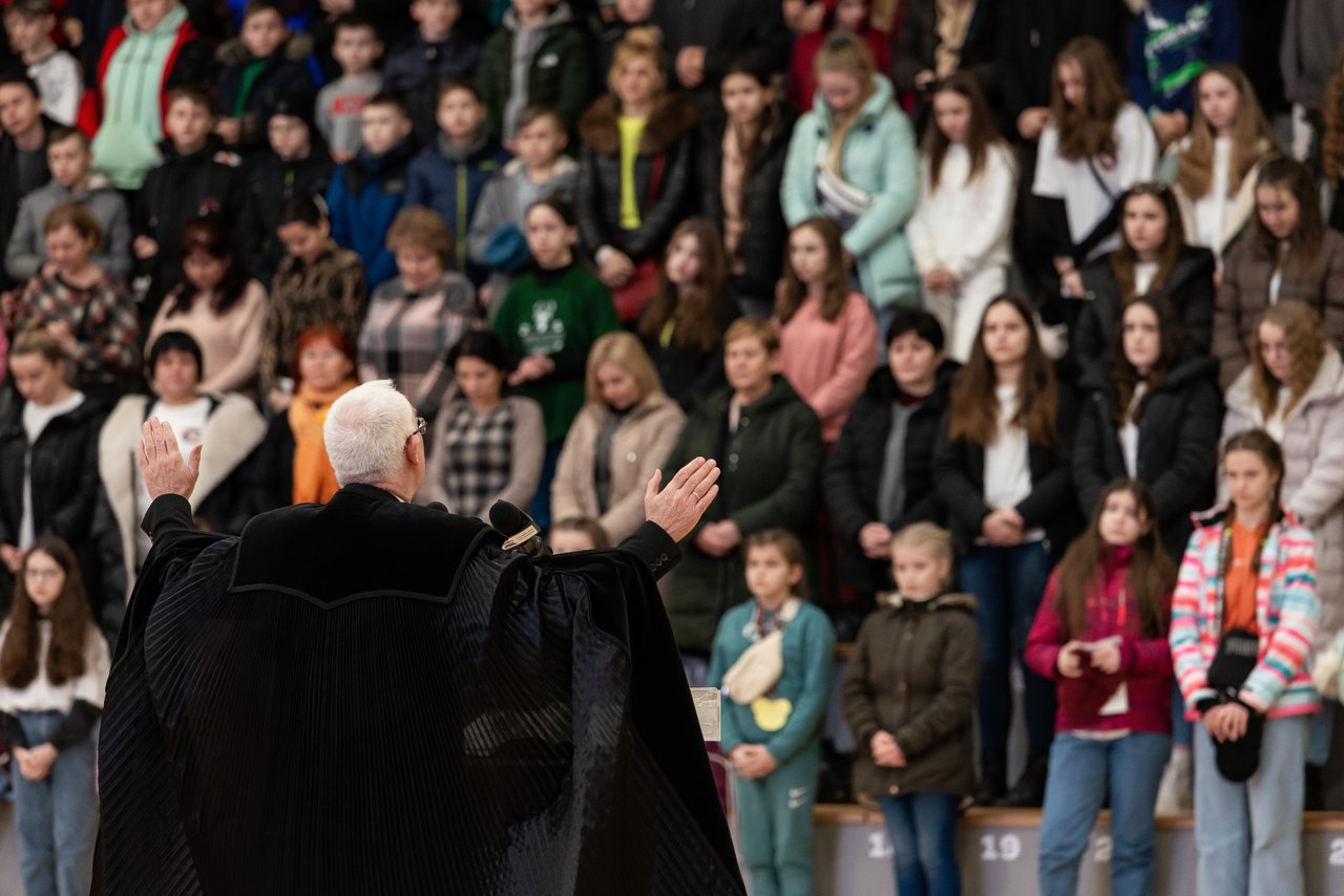 Balog Zoltán . Sátoraljaújhely Rákóczi Szövetség téli tábora kárpátaljaiaknak 2023 február - Fotó. Zelenka Attila