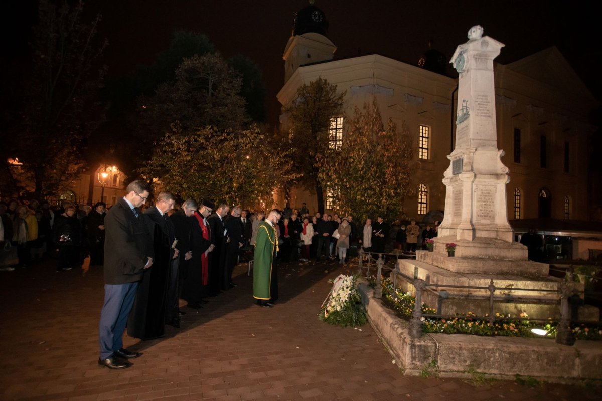 debreceni istentisztelet (f.Miskolczi János).jpg