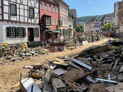 xcsm_Hochwasser_2021_Bad_Muenstereifel1_3079b726b8.jpg.pagespeed.ic.Z8BJ-LjDgA.webp